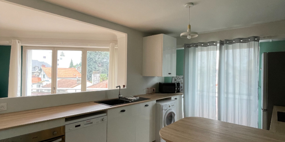 appartement à PAU (64000)