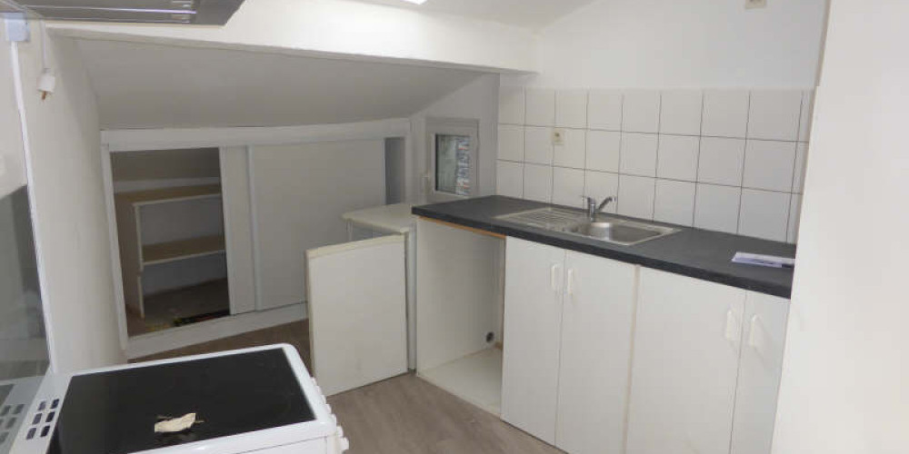 appartement à PAU (64000)