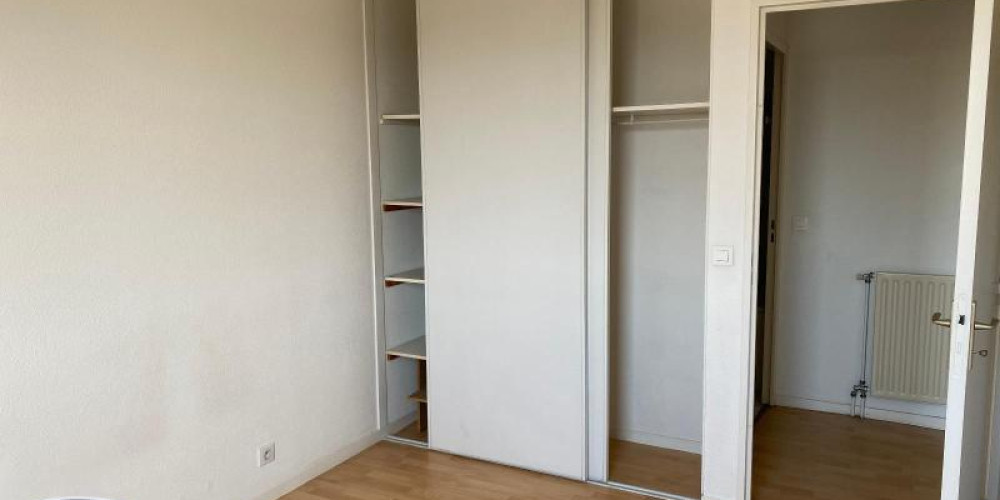 appartement à PAU (64000)