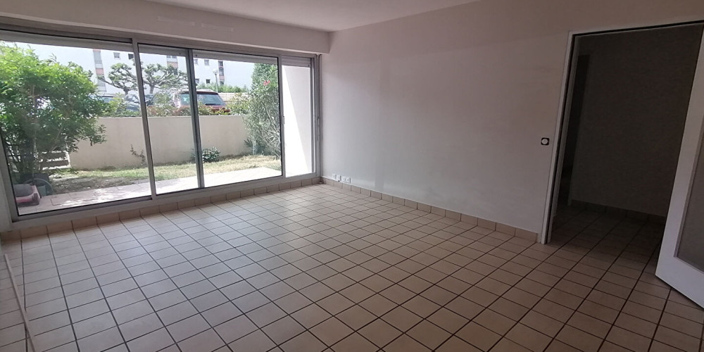 appartement à PAU (64000)