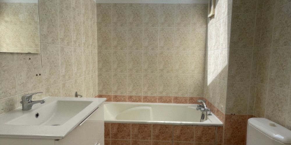 appartement à PAU (64000)
