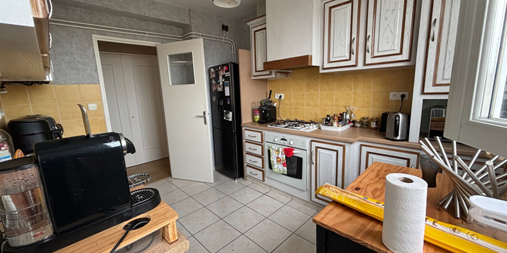 appartement à PAU (64000)