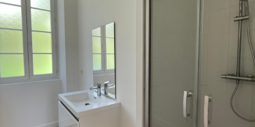 appartement à PAU (64000)