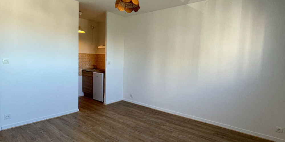 appartement à PAU (64000)