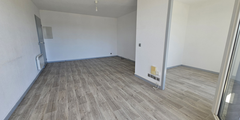 appartement à PAU (64000)
