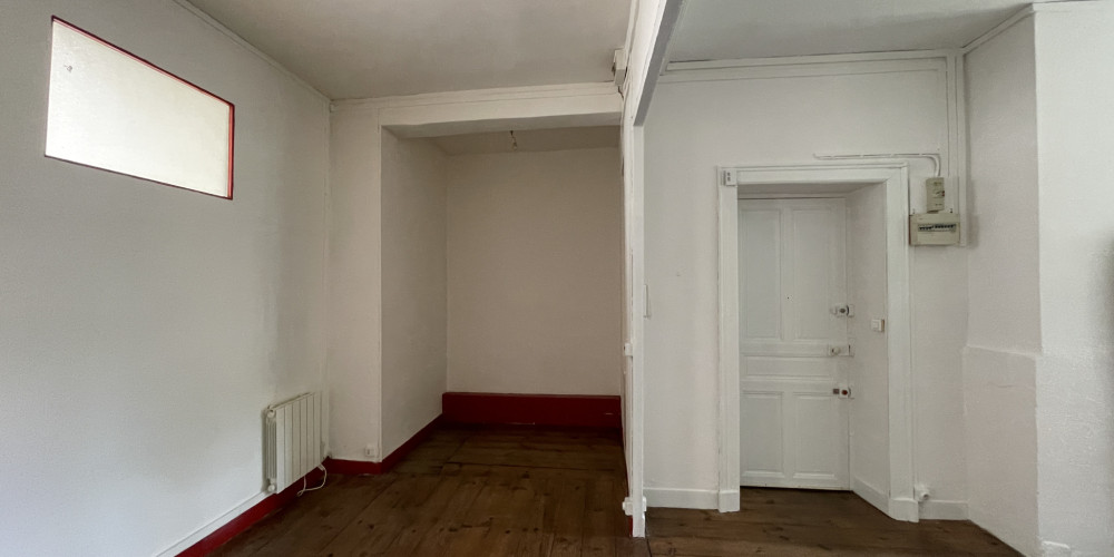 appartement à PAU (64000)