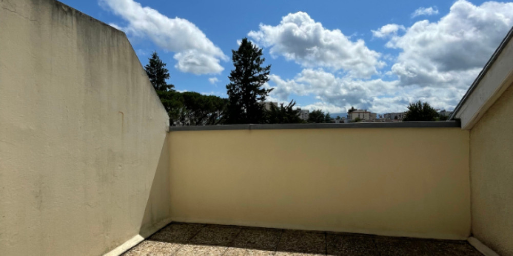 appartement à PAU (64000)