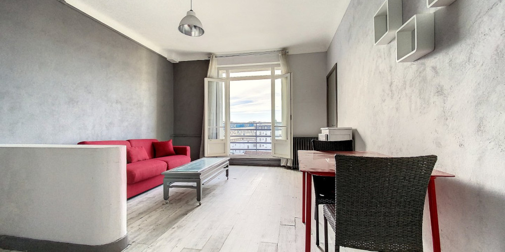 appartement à PAU (64000)