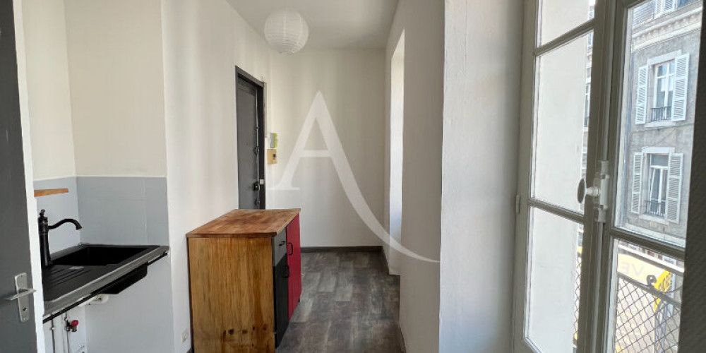 appartement à PAU (64000)