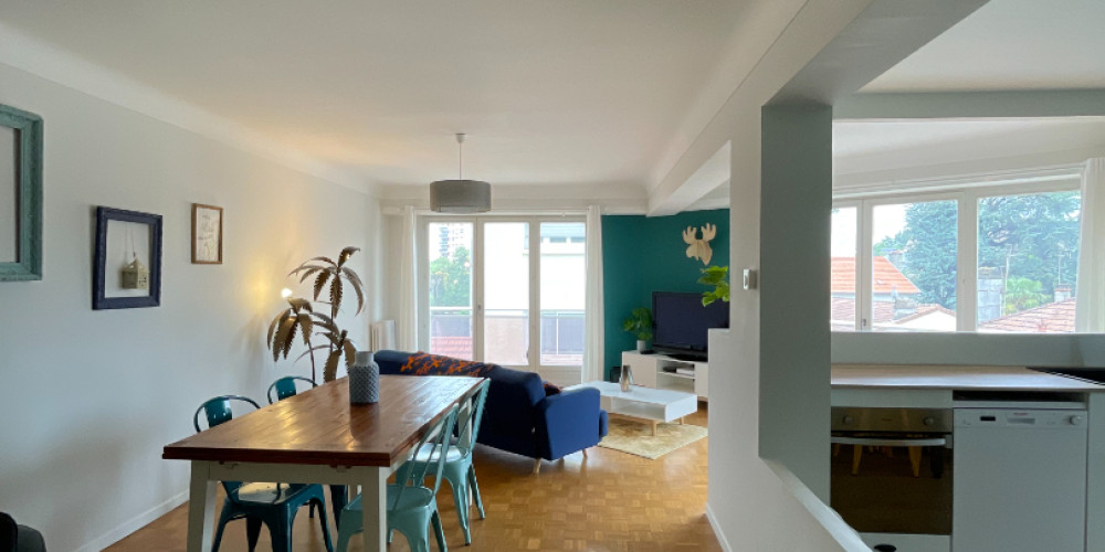 appartement à PAU (64000)