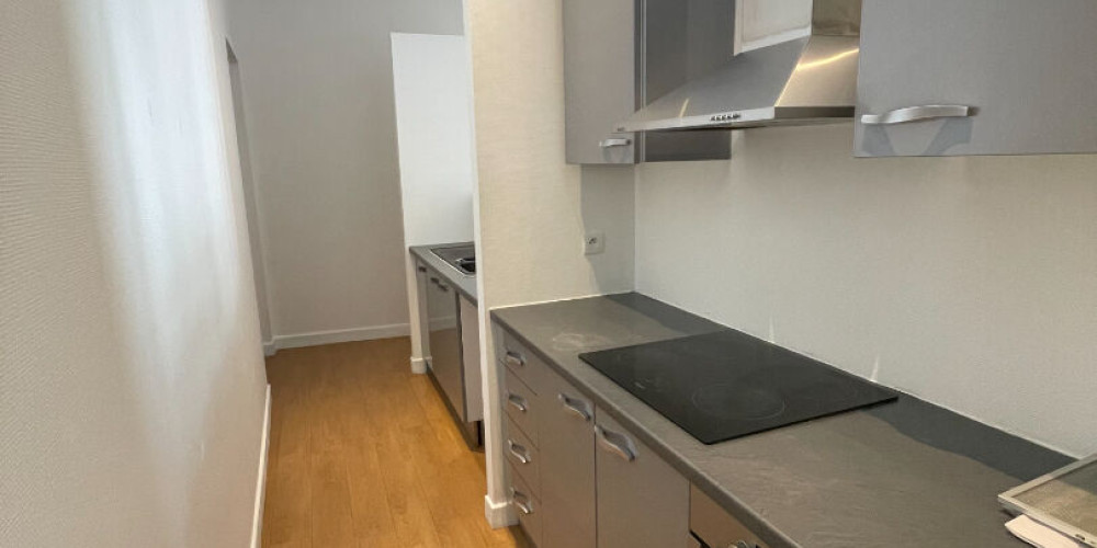 appartement à PAU (64000)