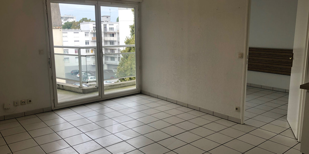 appartement à PAU (64000)