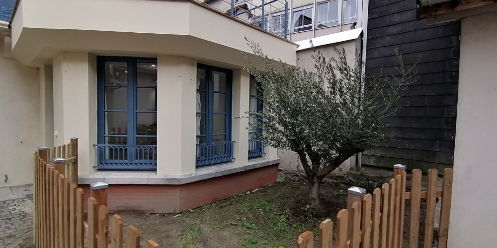 appartement à PAU (64000)