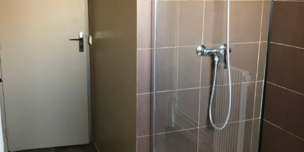 appartement à PAU (64000)