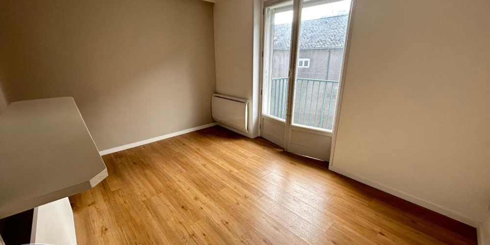 appartement à PAU (64000)