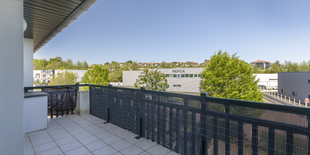 appartement à URRUGNE (64122)