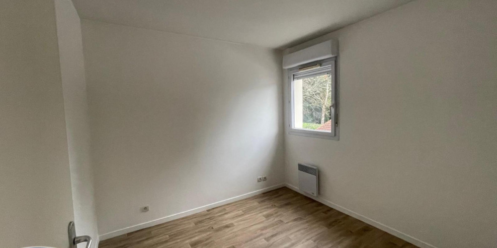 appartement à LONS (64140)