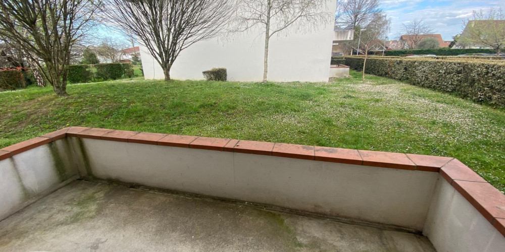 appartement à LONS (64140)