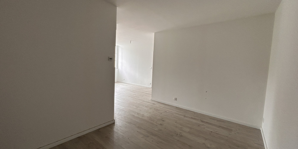 appartement à AINHOA (64250)