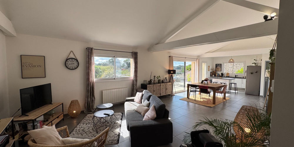 appartement à LEE (64320)