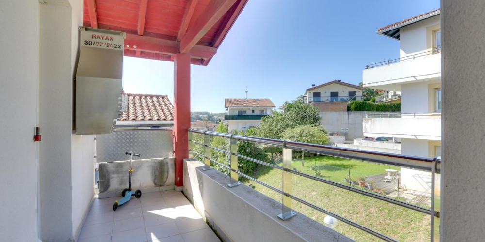 appartement à URRUGNE (64700)