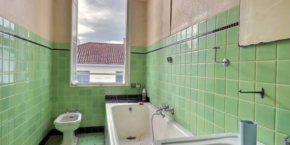 immeuble à PAU (64000)