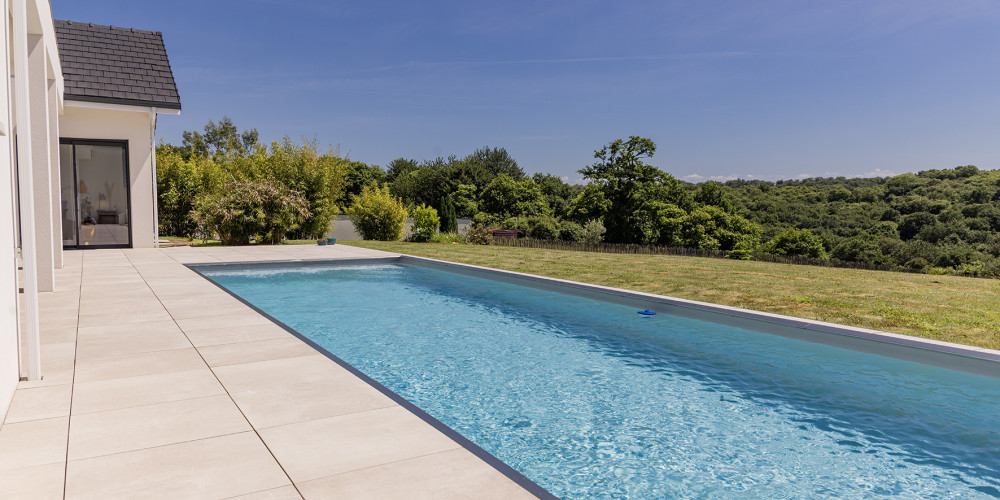 maison à PAU (64000)