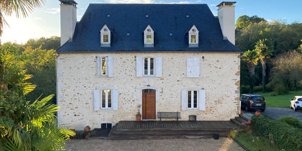 maison à PAU (64000)