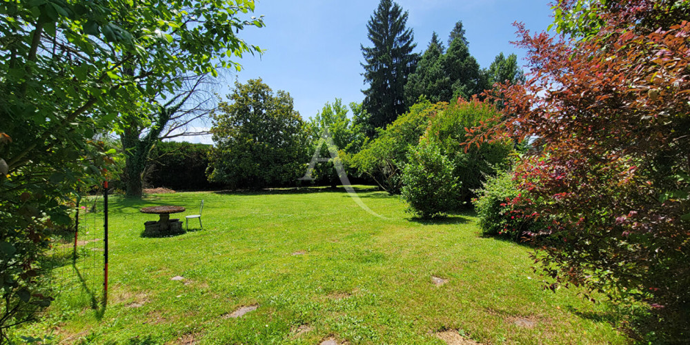 maison à PAU (64000)