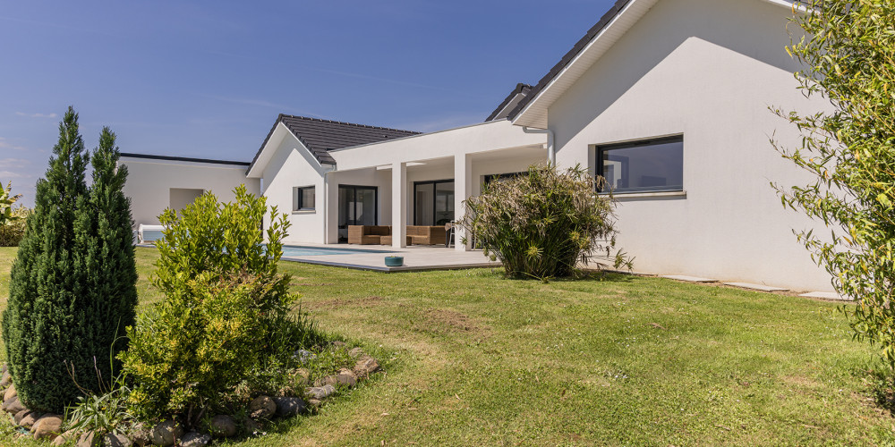 maison à PAU (64000)