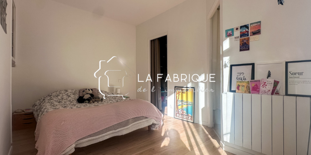 maison à PAU (64000)