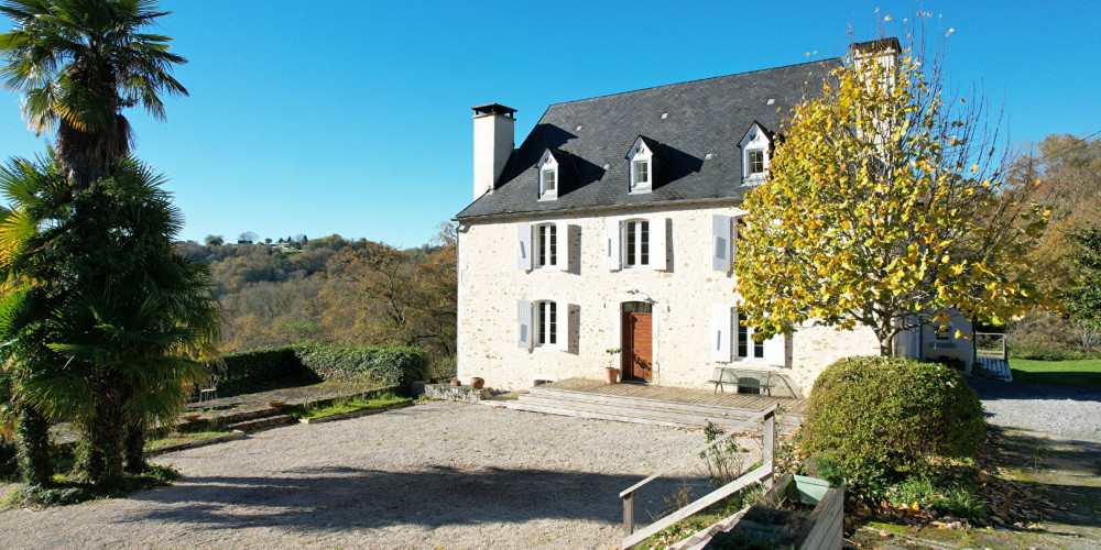 maison à JURANCON (64110)