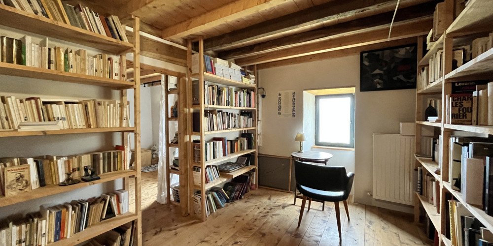 maison à HOSTA (64120)