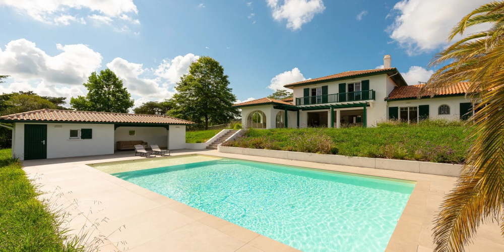 maison à URRUGNE (64122)