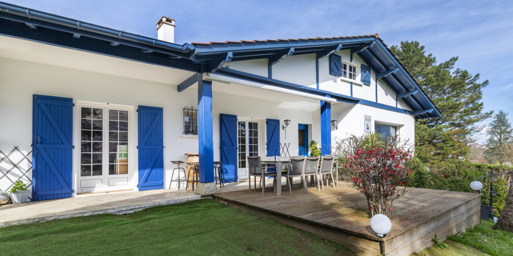 maison à URRUGNE (64122)