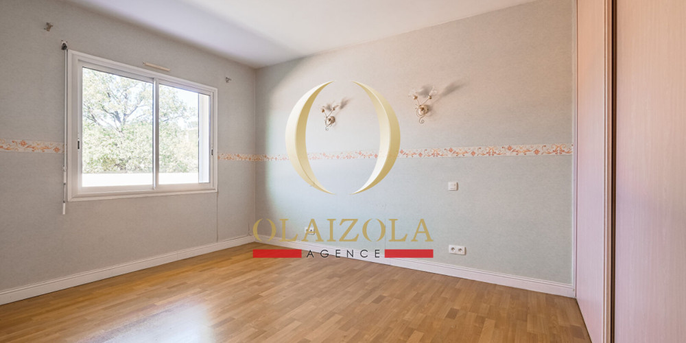 maison à URRUGNE (64122)