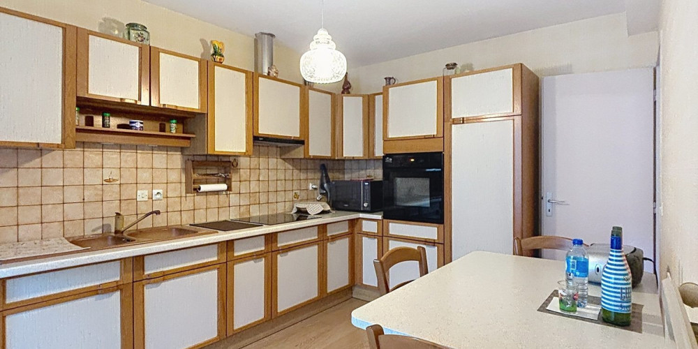 maison à LONS (64140)