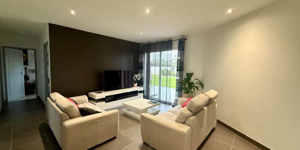 maison à MOMAS (64230)