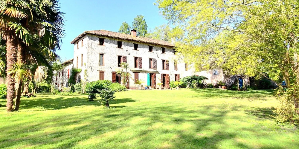 maison à URT (64240)