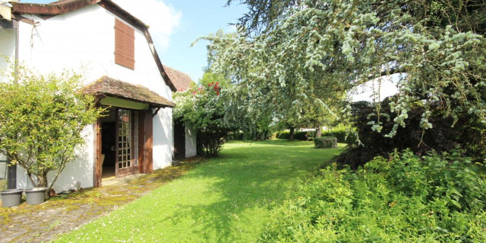 maison à MASLACQ (64300)