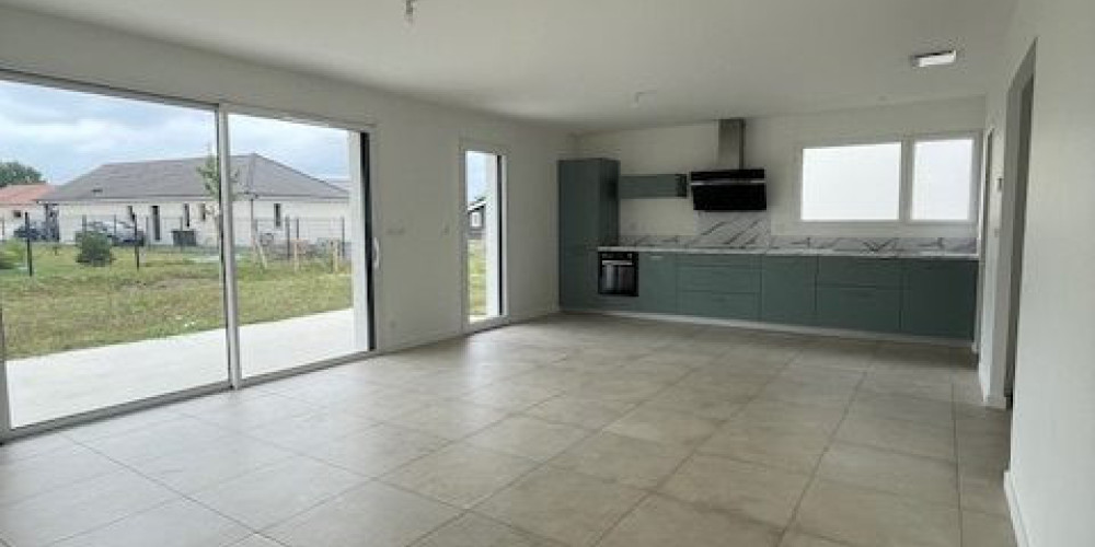 maison à THEZE (64450)