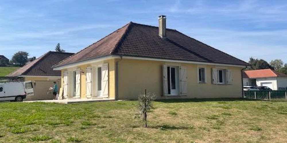 maison à THEZE (64450)