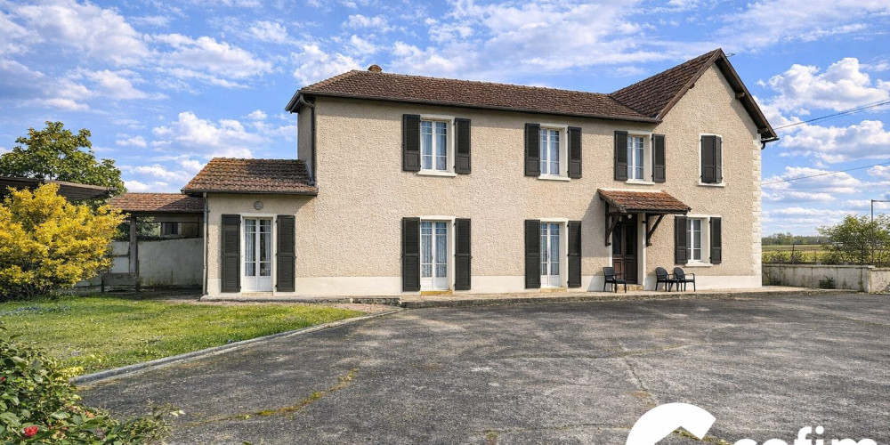 maison à THEZE (64450)