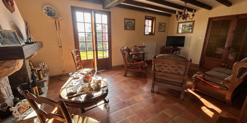 maison à USTARITZ (64480)