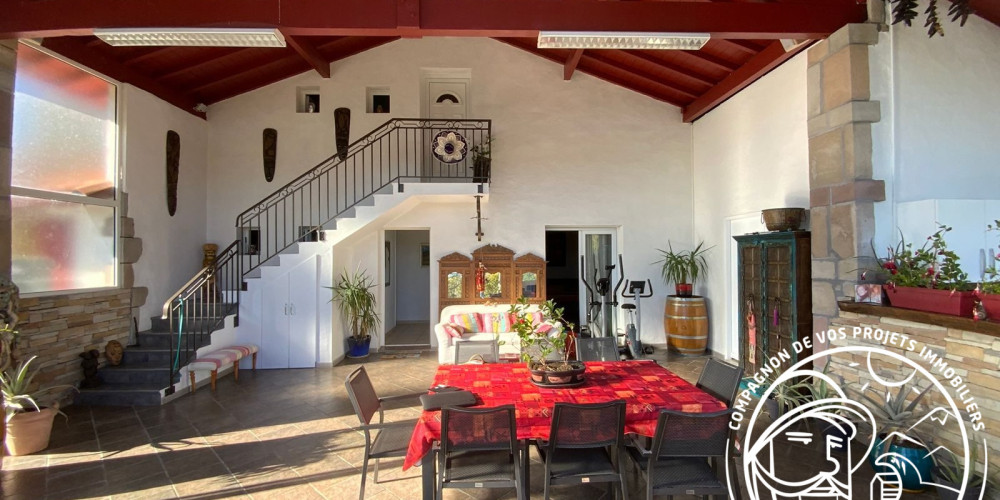 maison à USTARITZ (64480)