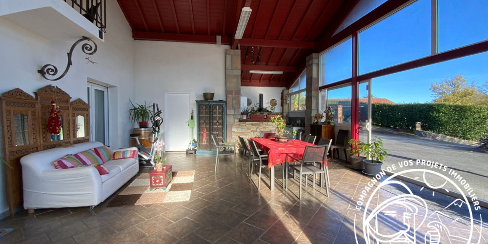 maison à USTARITZ (64480)