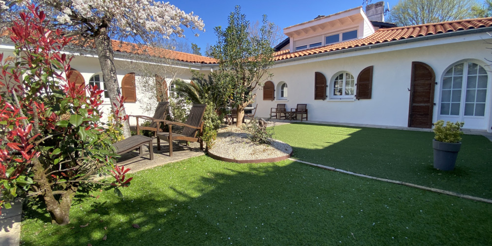 maison à CIBOURE (64500)