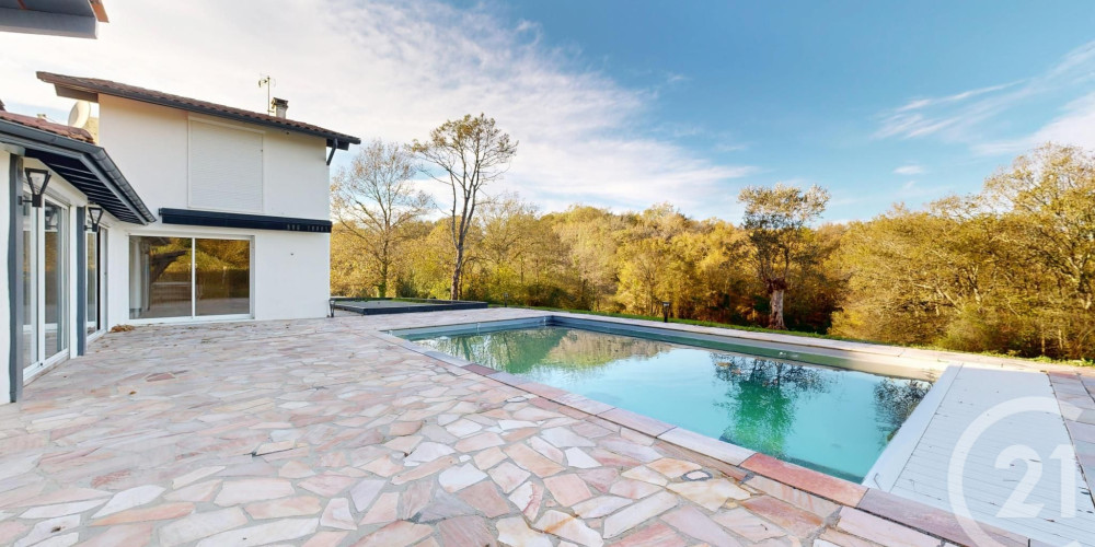 maison à URCUIT (64990)