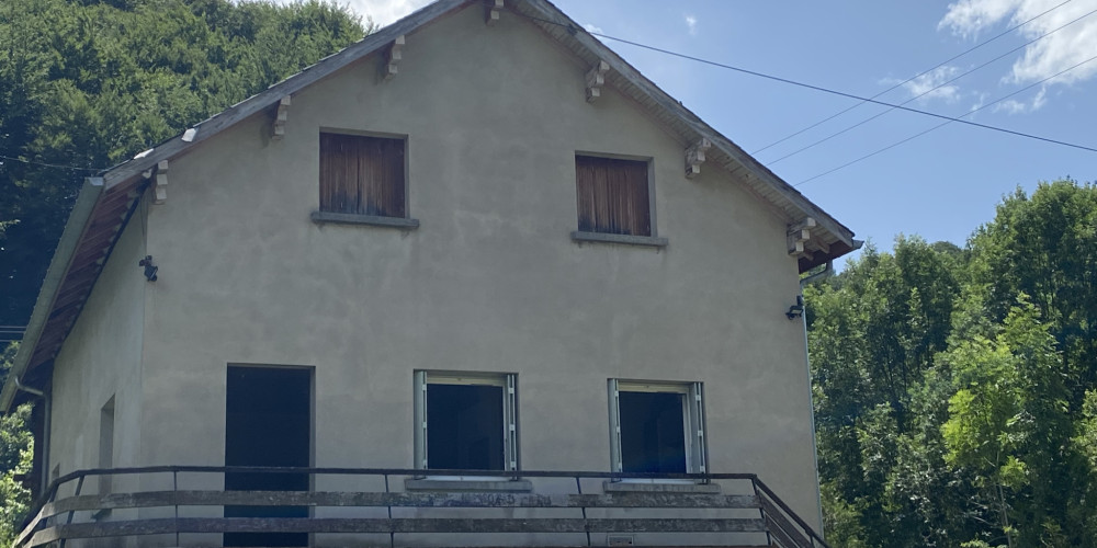 maison à CAMPAN (65710)
