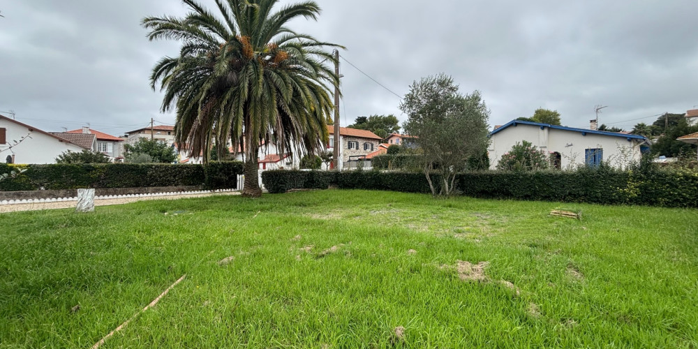 terrain à BOUCAU (64340)